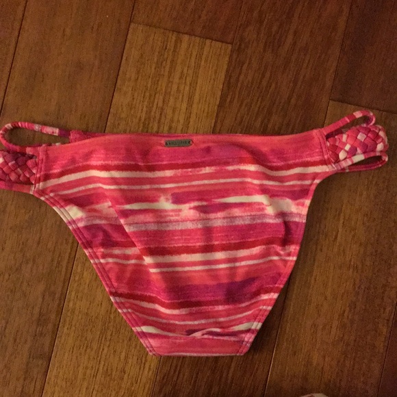 A hollister bikini - Picture 5 of 7